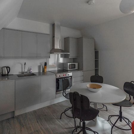 Top Floor Apartment High Street Kensington Londra Exterior foto