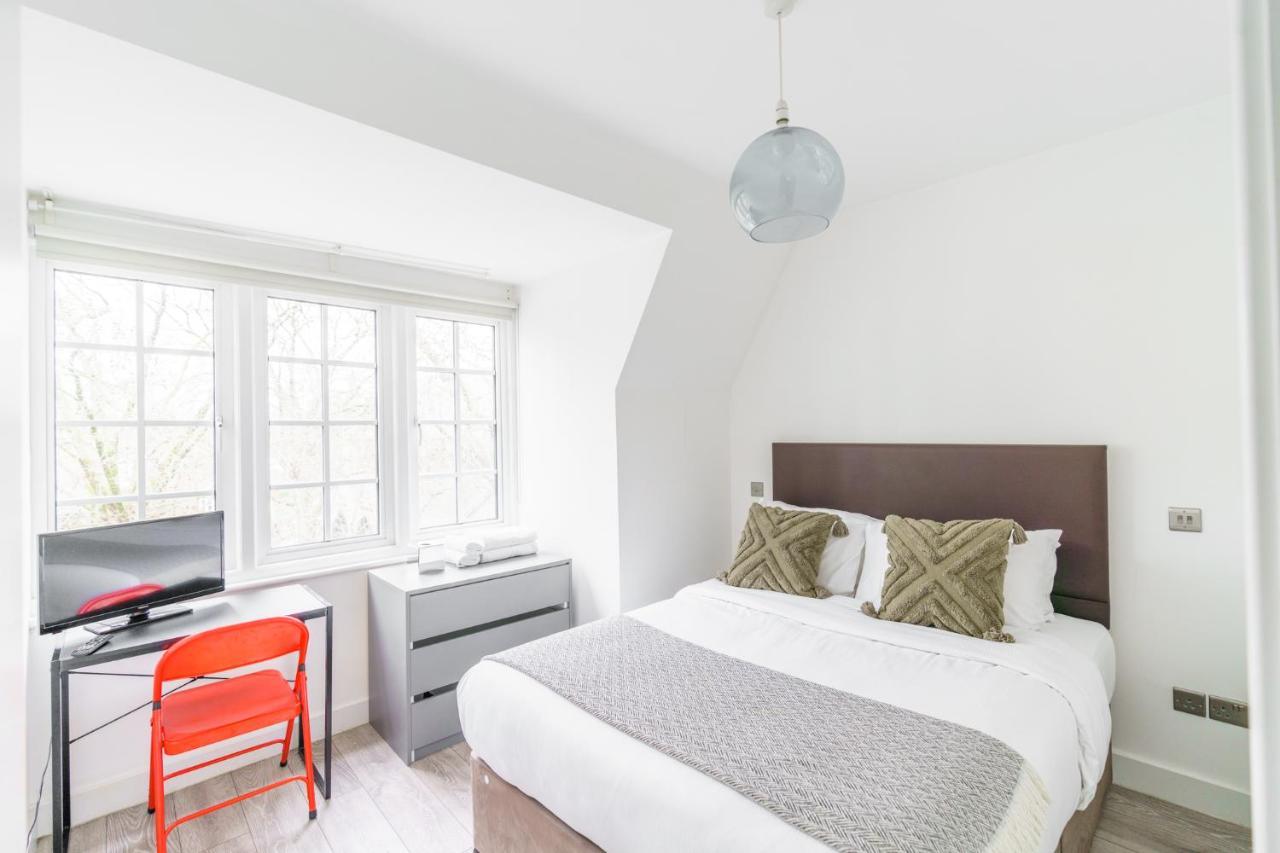 Top Floor Apartment High Street Kensington Londra Exterior foto