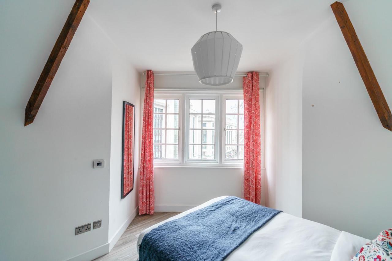 Top Floor Apartment High Street Kensington Londra Exterior foto