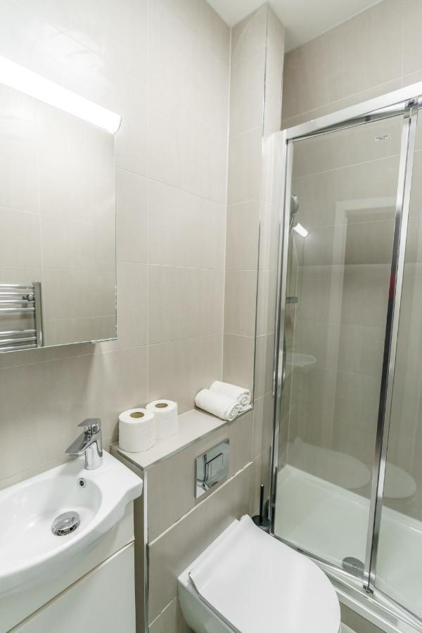 Top Floor Apartment High Street Kensington Londra Exterior foto
